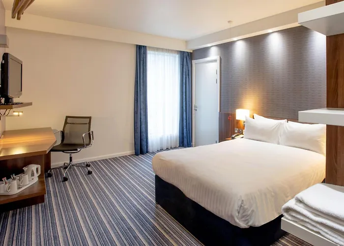 Standard Double Room Mobility Accessible